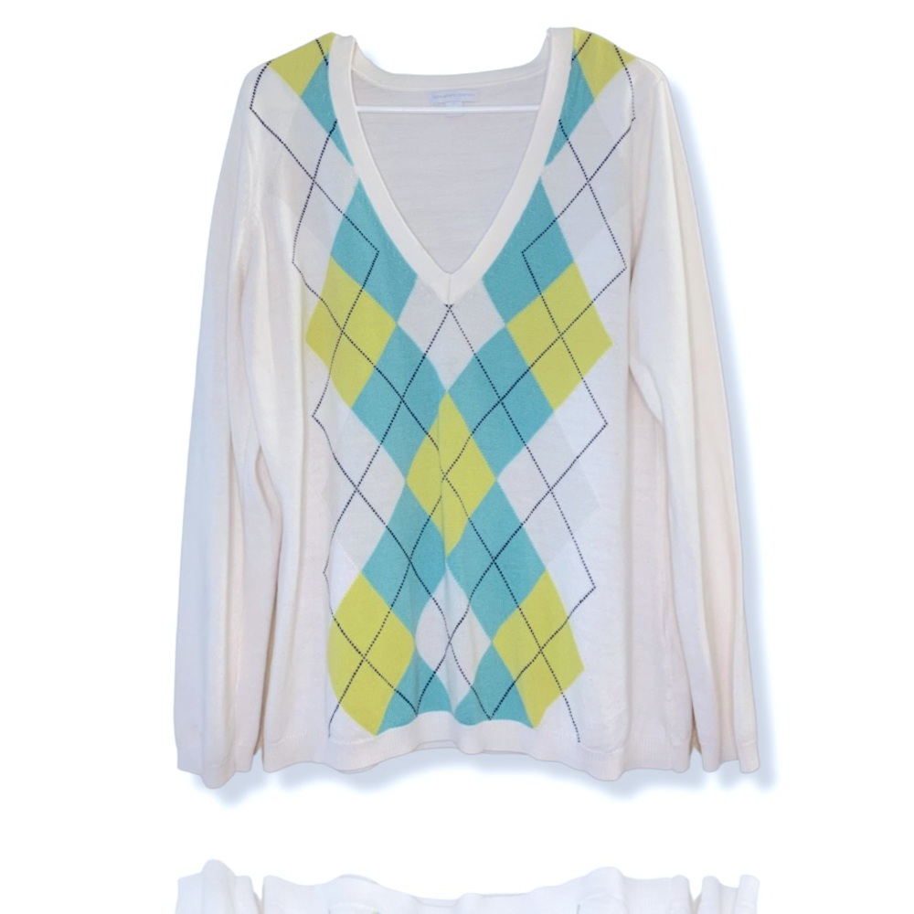 🔴 OVER 50% OFF!!! New York & Company Argyle V-Neck Sweater